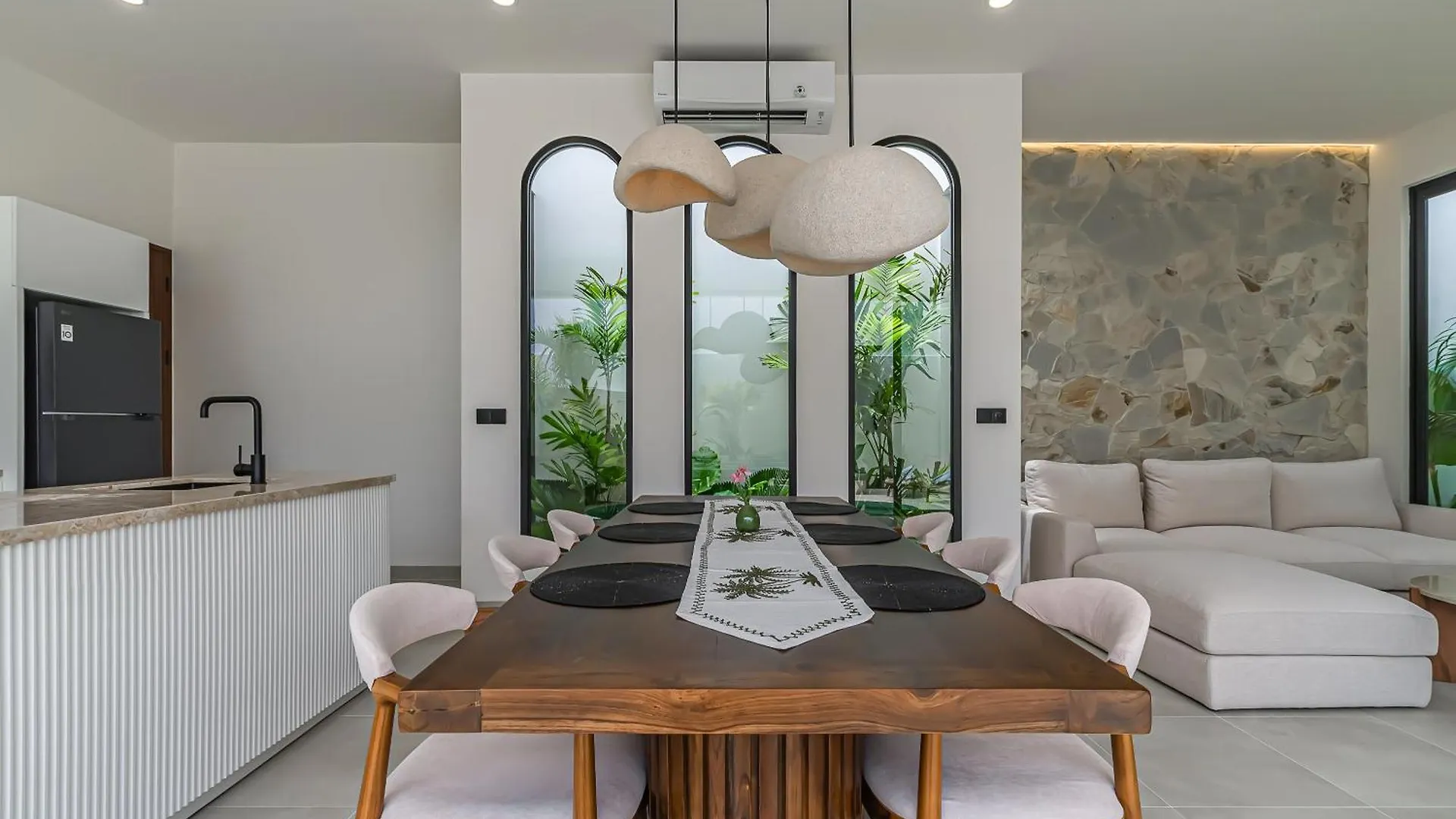 Villa Larente - Sophisticated 2Br In The Heart Of Bingin Pecatu  0*, Pecatu (Bali)